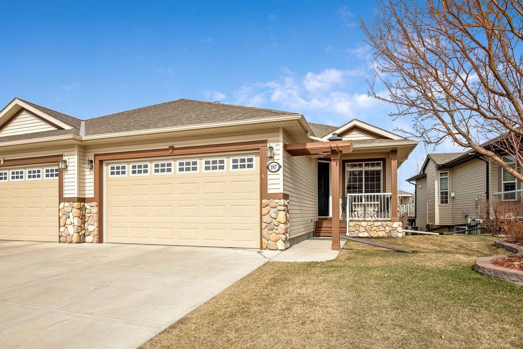Picture of 1907 Riverside Drive NW, High River Real Estate Listing