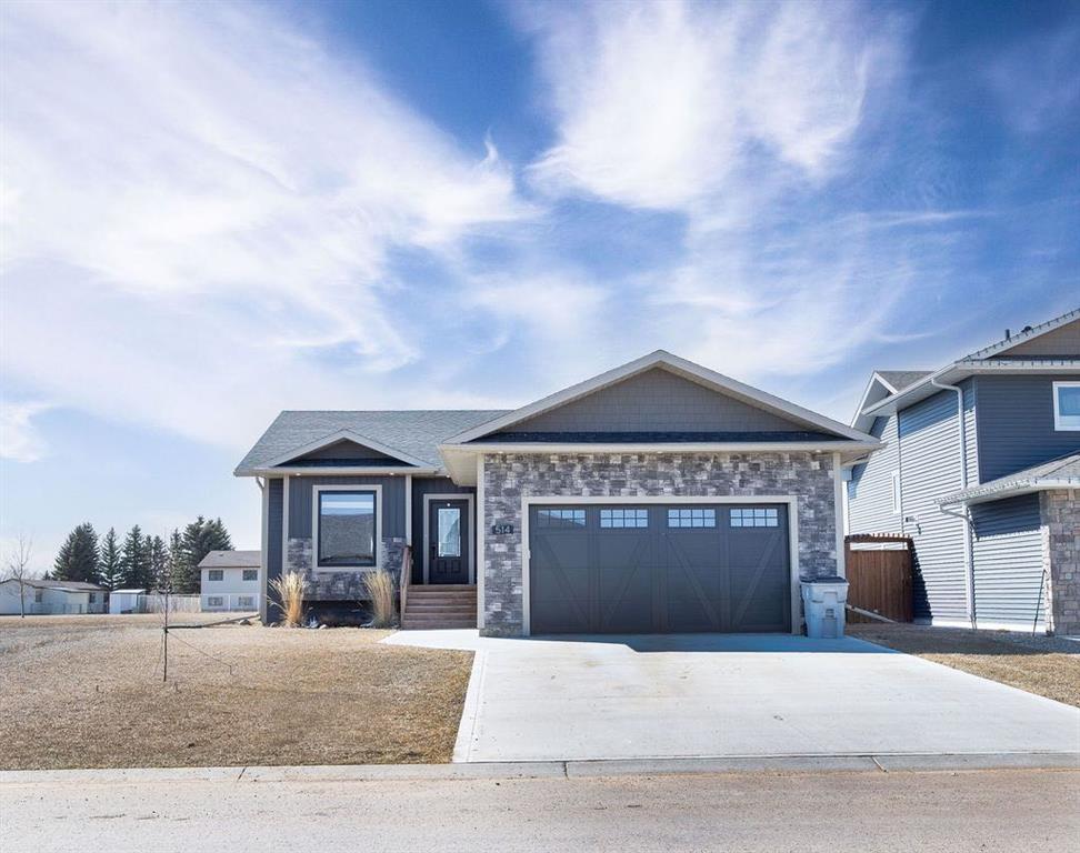 Picture of 514 24 Street , Wainwright Real Estate Listing