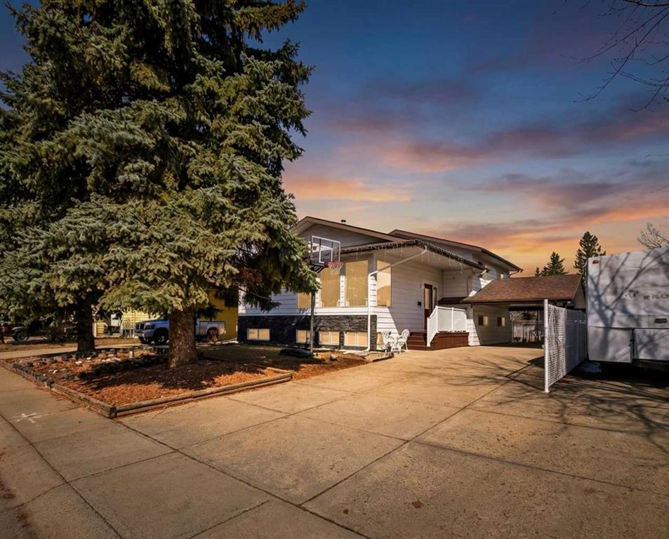 Picture of 5218 Silverthorn Road , Olds Real Estate Listing