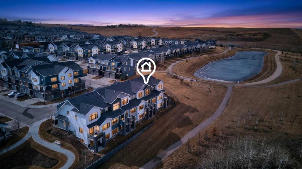 Picture of 116 Crestridge Common SW, Calgary Real Estate Listing