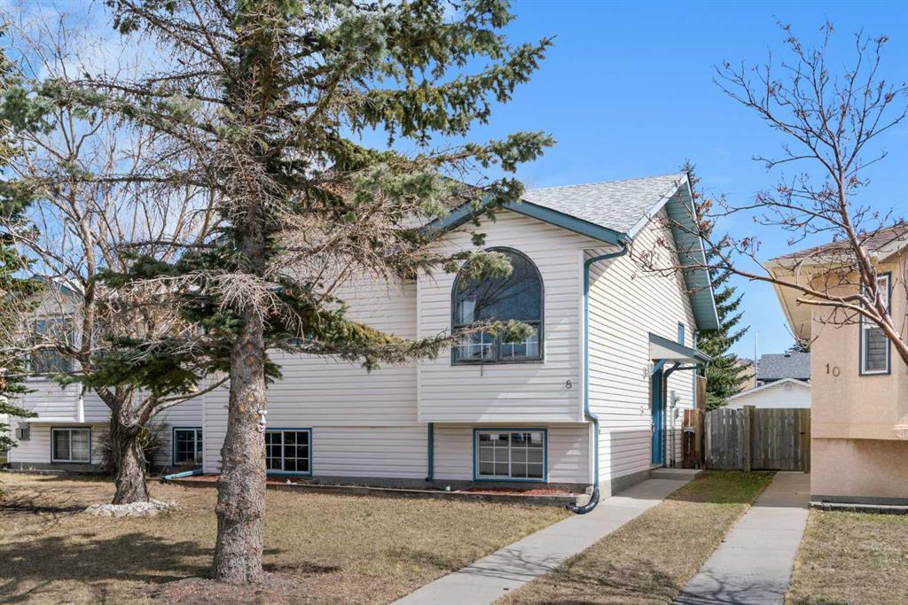 Picture of 8 West Aarsby Road , Cochrane Real Estate Listing