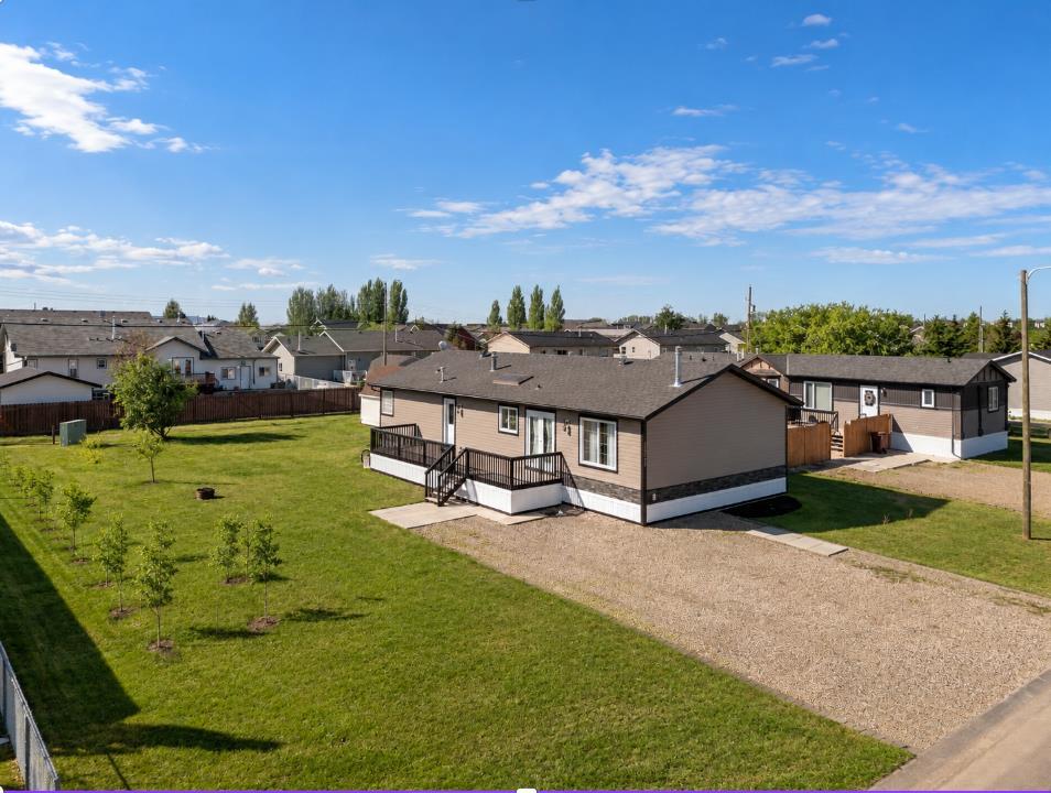 Picture of 10705 101 Avenue , La Crete Real Estate Listing