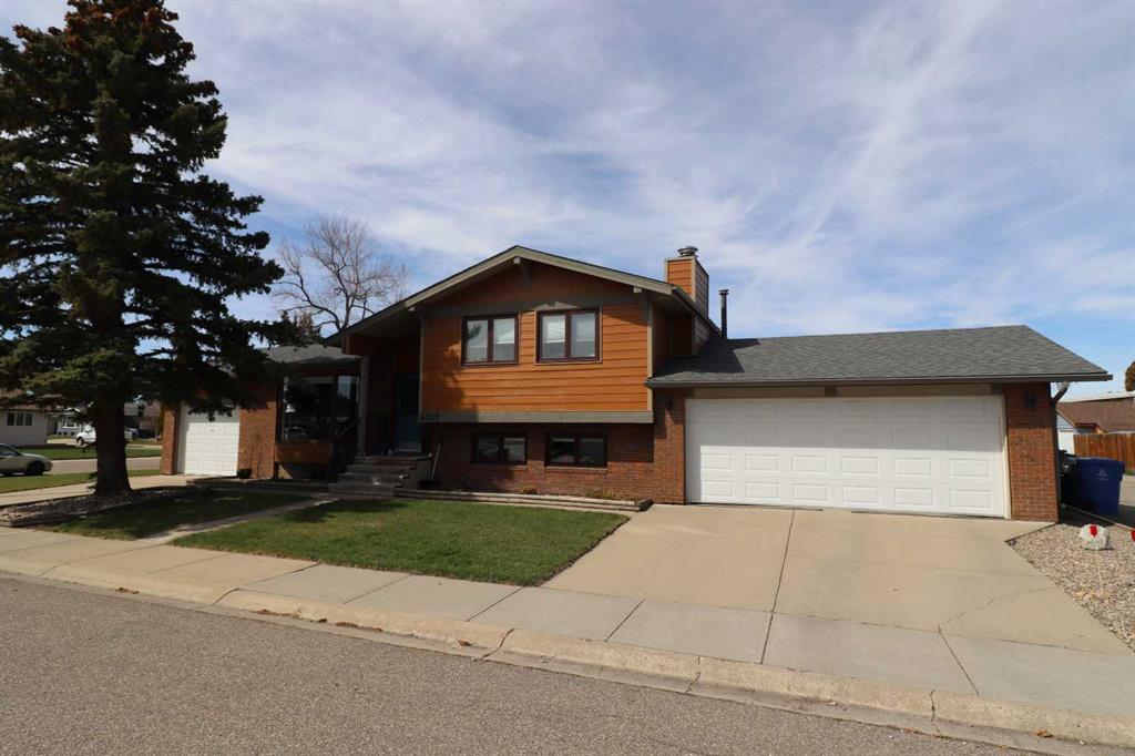 Picture of 4209 22 Avenue S, Lethbridge Real Estate Listing