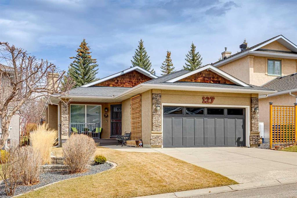 Picture of 127 Mt Assiniboine Circle SE, Calgary Real Estate Listing