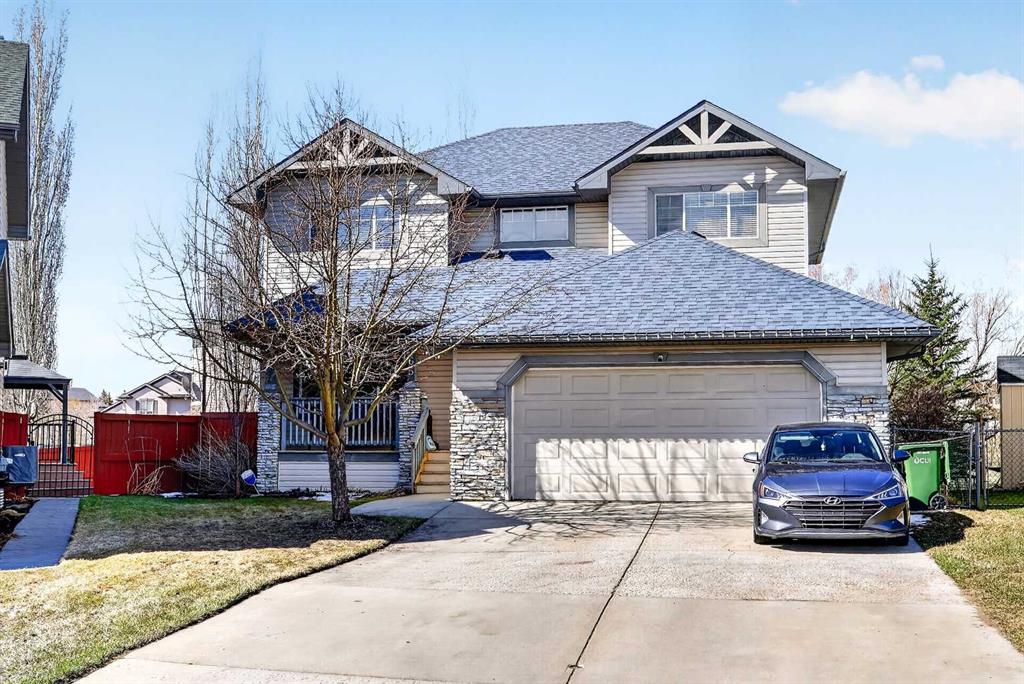 Picture of 765 Qualicum Beach Bay , Chestermere Real Estate Listing