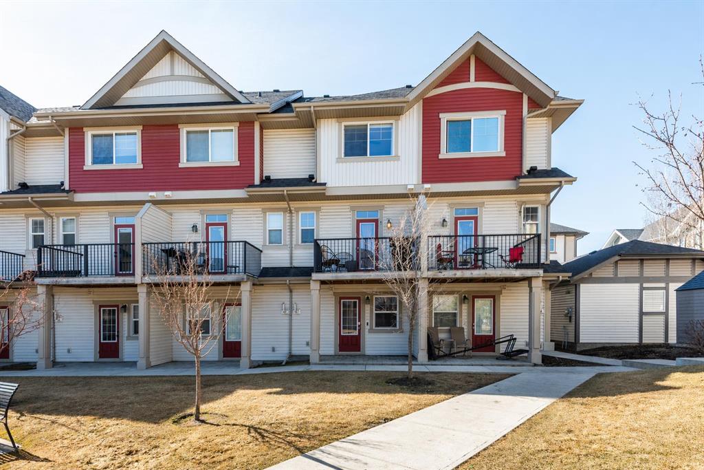 Picture of 173 New Brighton Point SE, Calgary Real Estate Listing