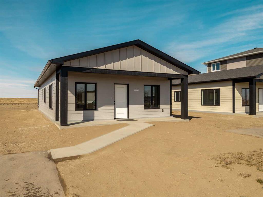 Picture of 7042 48 Street , Taber Real Estate Listing