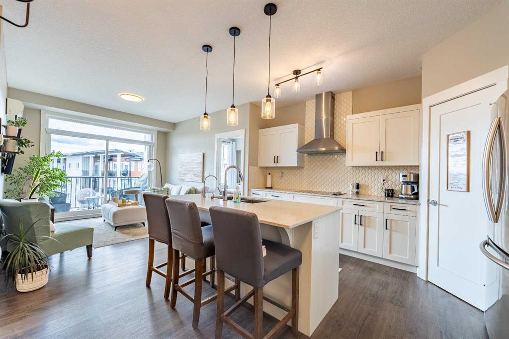 Picture of 412, 10 Walgrove Walk SE, Calgary Real Estate Listing