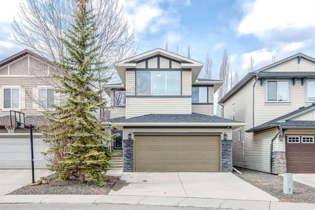 Picture of 33 Everoak Circle SW, Calgary Real Estate Listing