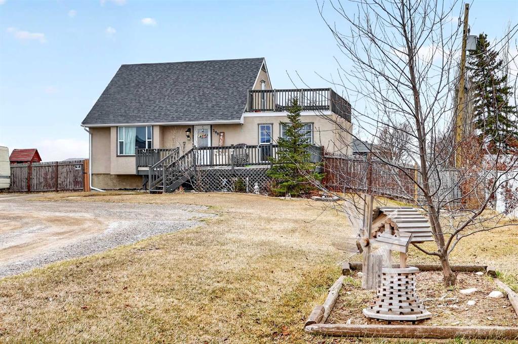 Picture of 209 1 Avenue SE, Langdon Real Estate Listing