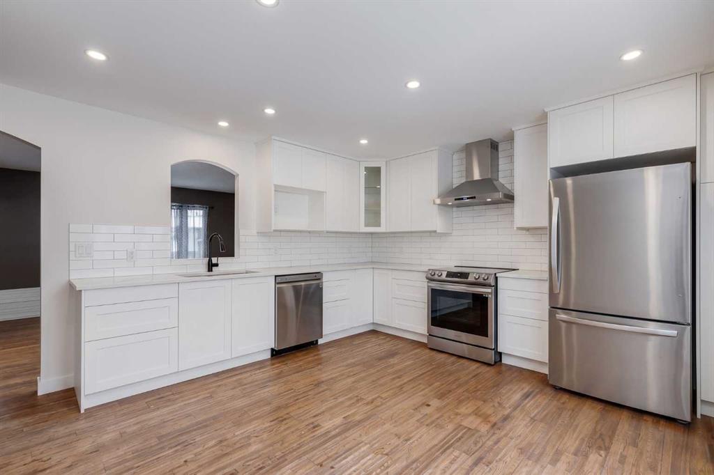 Picture of 41 Alpine Crescent SE, Airdrie Real Estate Listing