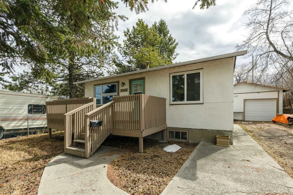 Picture of 6507 34 Avenue NW, Calgary Real Estate Listing