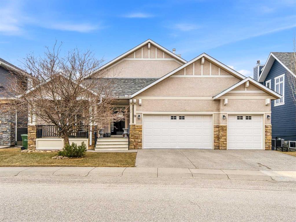 Picture of 70 Hidden Creek Road NW, Calgary Real Estate Listing