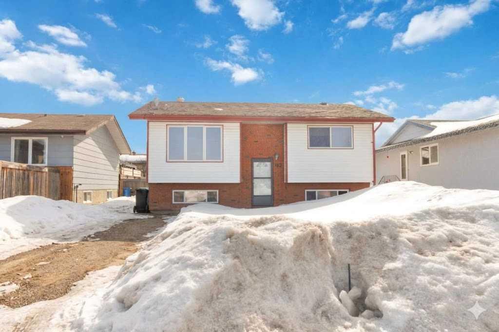 Picture of 162 Elmore Drive , Fort McMurray Real Estate Listing
