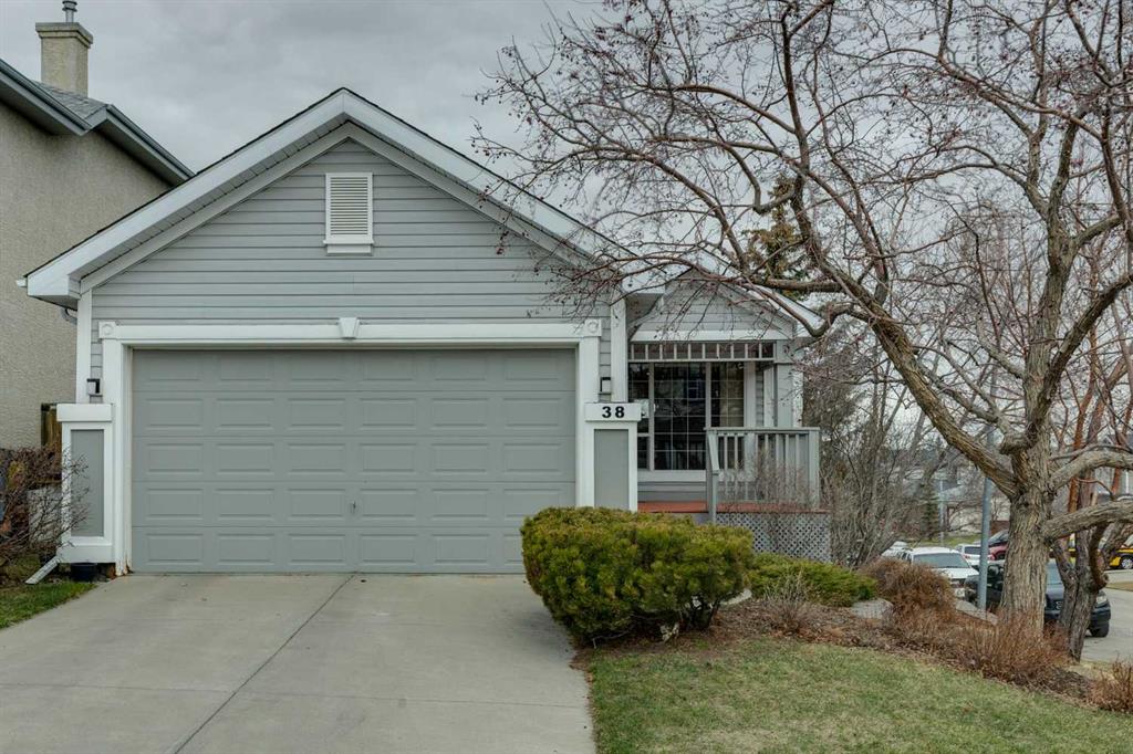 Picture of 38 Citadel Peak Circle NW, Calgary Real Estate Listing