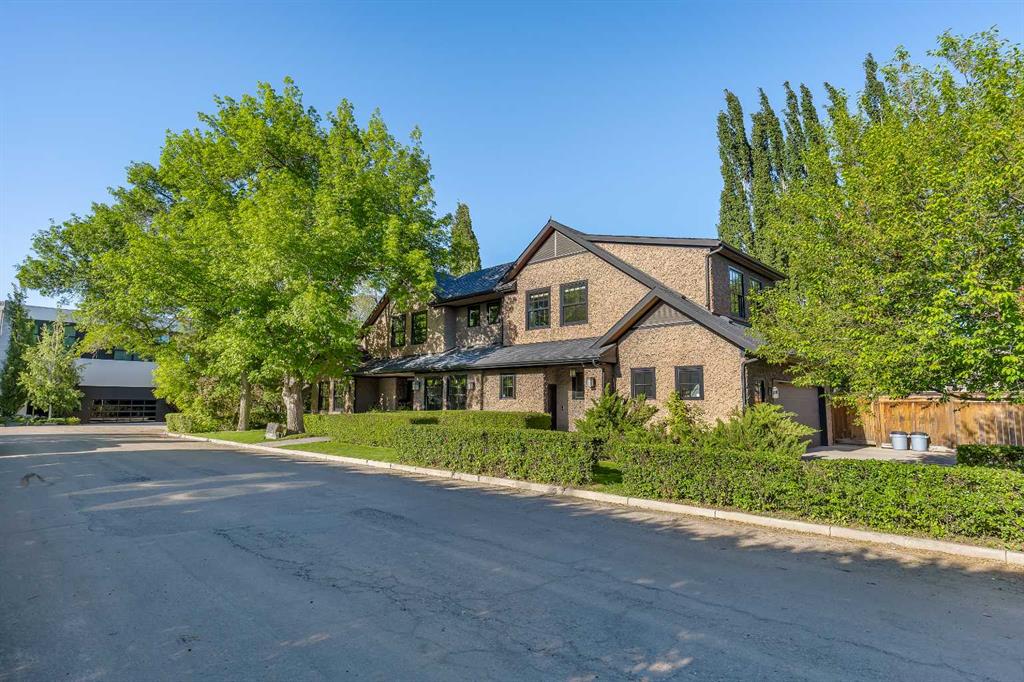 Picture of 239 37 Avenue SW, Calgary Real Estate Listing