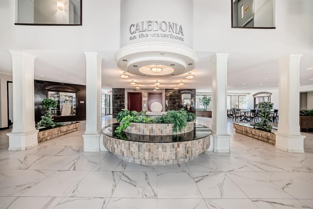 Picture of 321, 8 Prestwick Pond Terrace SE, Calgary Real Estate Listing