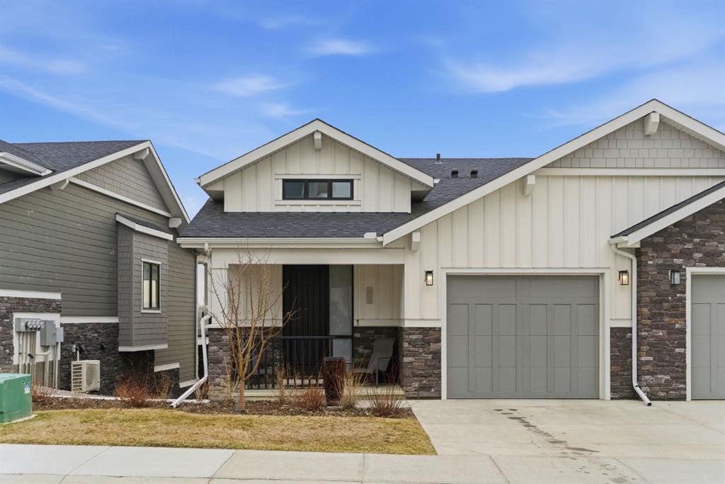 Picture of 408 Crestridge Common SW, Calgary Real Estate Listing