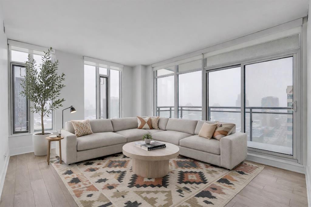 Picture of 1808, 901 10 Avenue SW, Calgary Real Estate Listing