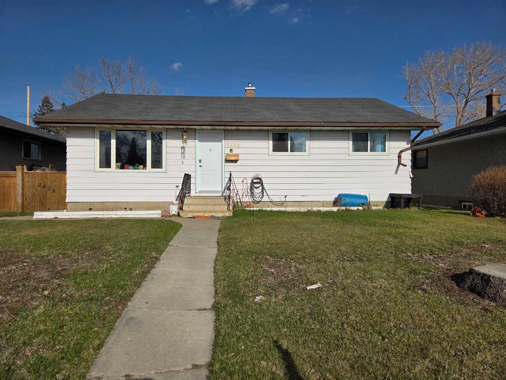Picture of 2428 46 Street SE, Calgary Real Estate Listing