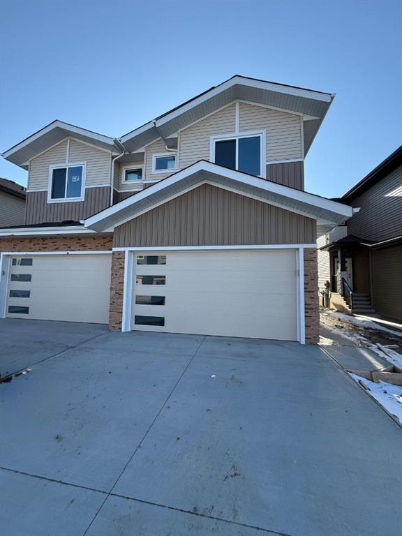 Picture of 21 LAVELLE Close , Red Deer Real Estate Listing