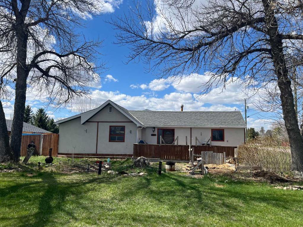 Picture of 505 4 Street , Stirling Real Estate Listing