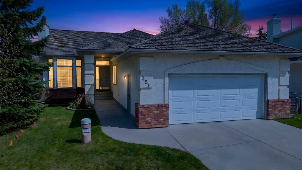 Picture of 251 Hampshire Place NW, Calgary Real Estate Listing