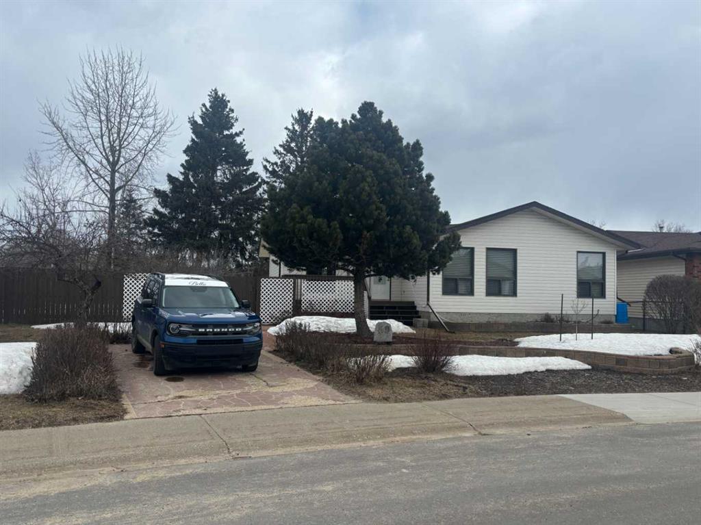 Picture of 59 Harolds Hollow , Whitecourt Real Estate Listing
