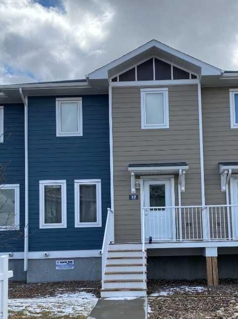 Picture of 10 Sage Brush Avenue , Taber Real Estate Listing