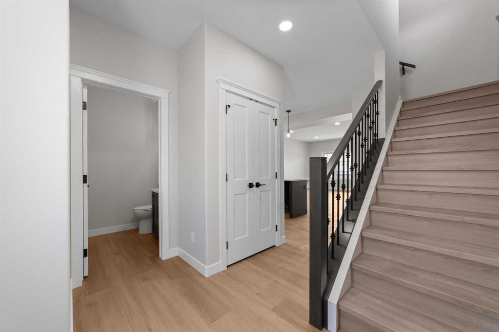 Picture of 6336 26 Avenue , Camrose Real Estate Listing