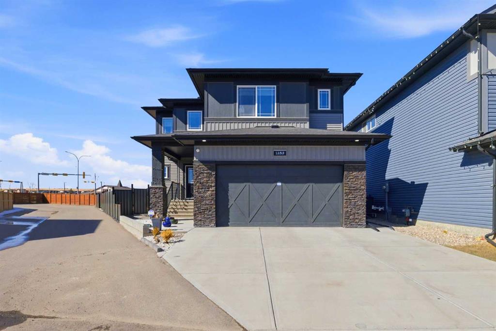 Picture of 1153 Chinook Gate Bay SW, Airdrie Real Estate Listing