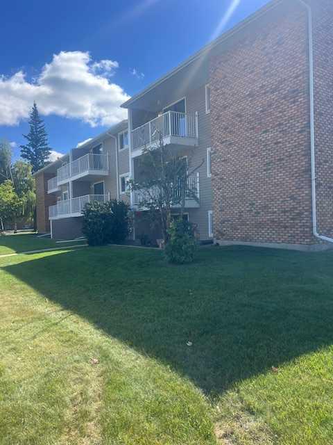 Picture of 101, 49 Bennett Street , Red Deer Real Estate Listing