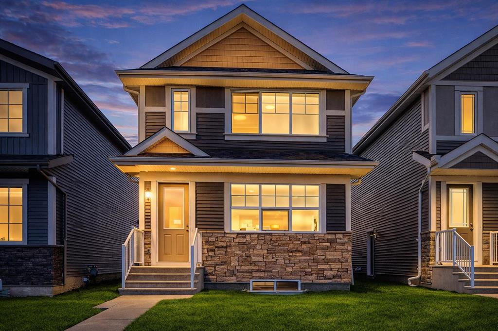 Picture of 72 Wedderburn Drive  , Okotoks Real Estate Listing
