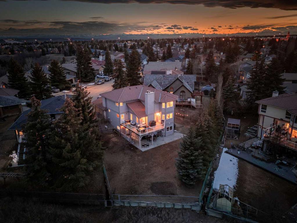 Picture of 47 Edgeridge Court NW, Calgary Real Estate Listing