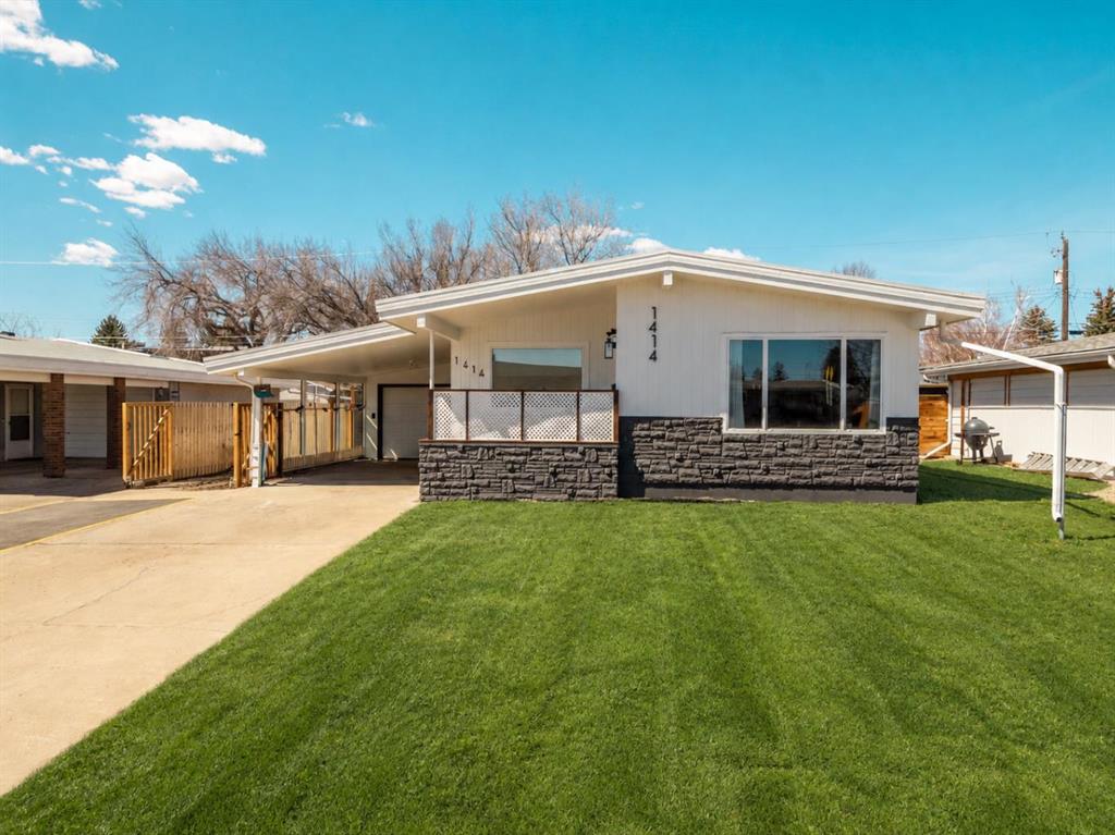 Picture of 1414 Henderson Lake Boulevard S, Lethbridge Real Estate Listing
