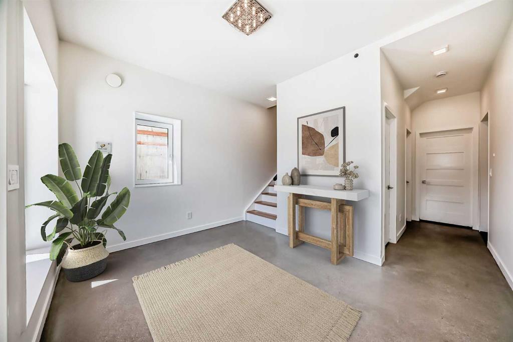 Picture of 53 Rockhaven Green NW, Calgary Real Estate Listing