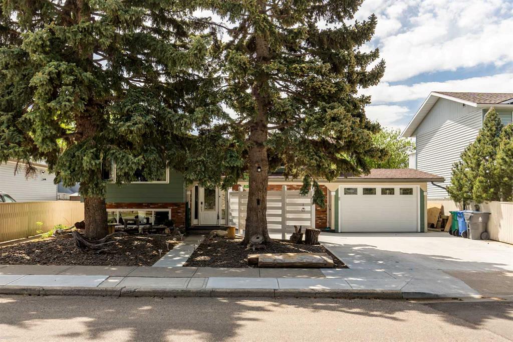 Picture of 1832 7 Avenue N, Lethbridge Real Estate Listing