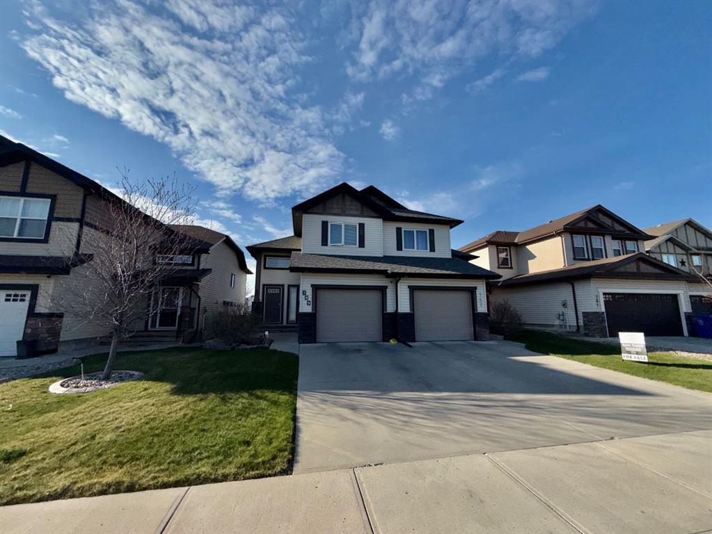 Picture of 755 Silkstone Close W, Lethbridge Real Estate Listing