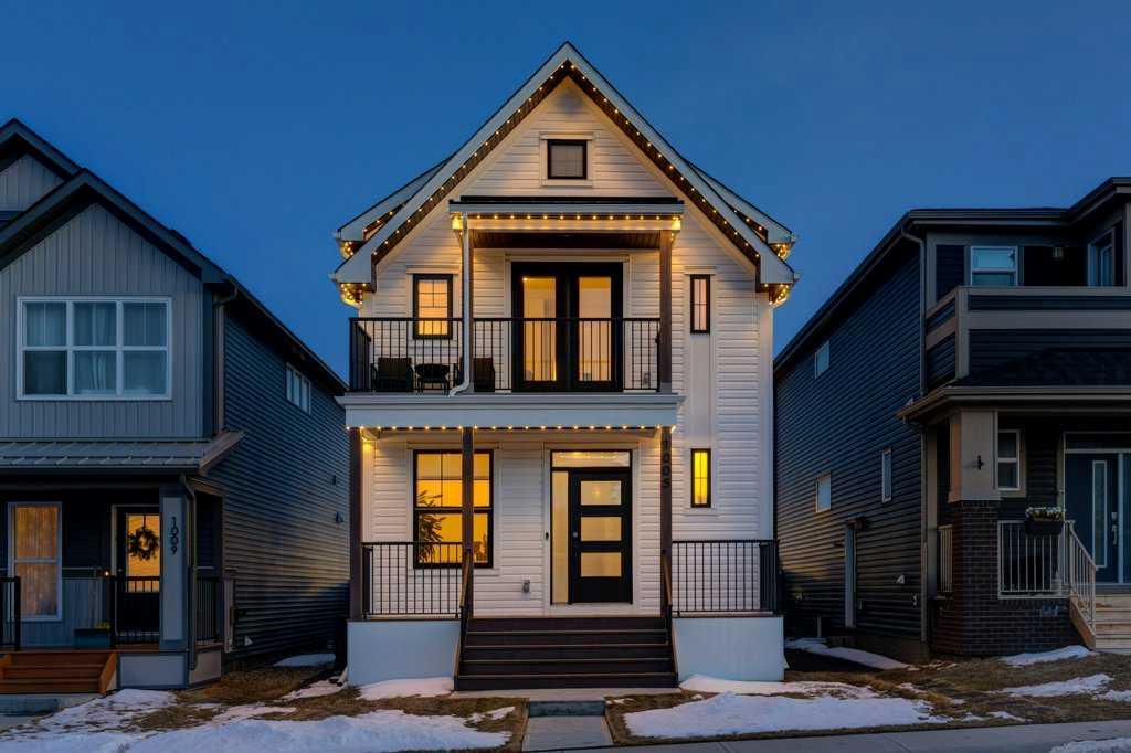 Picture of 1005 Chinook Gate Heath SW, Airdrie Real Estate Listing