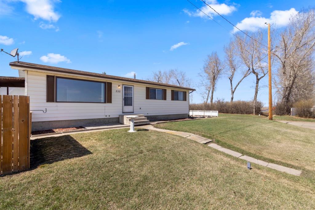 Picture of 335 1 Street , Irricana Real Estate Listing