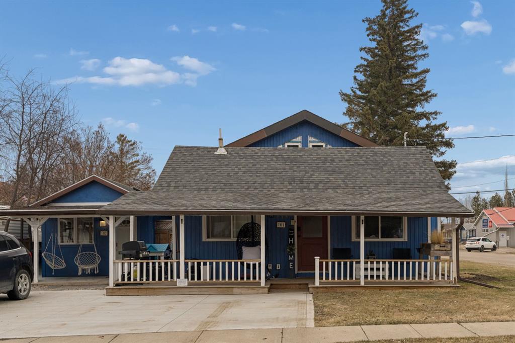Picture of 5019 52 Street , Sylvan Lake Real Estate Listing