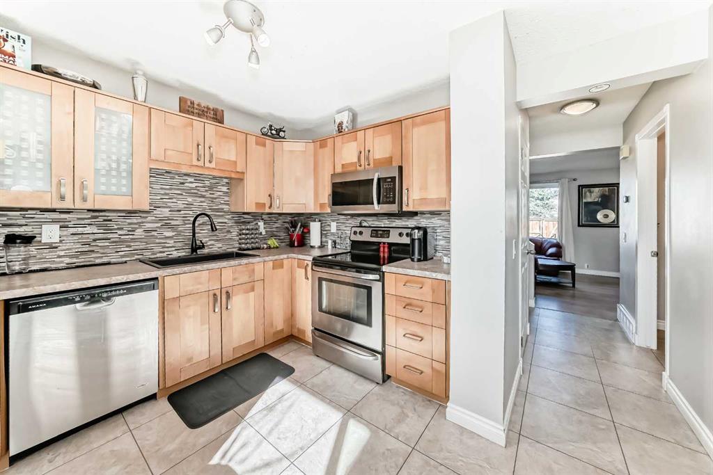 Picture of 13, 1845 Lysander Crescent SE, Calgary Real Estate Listing