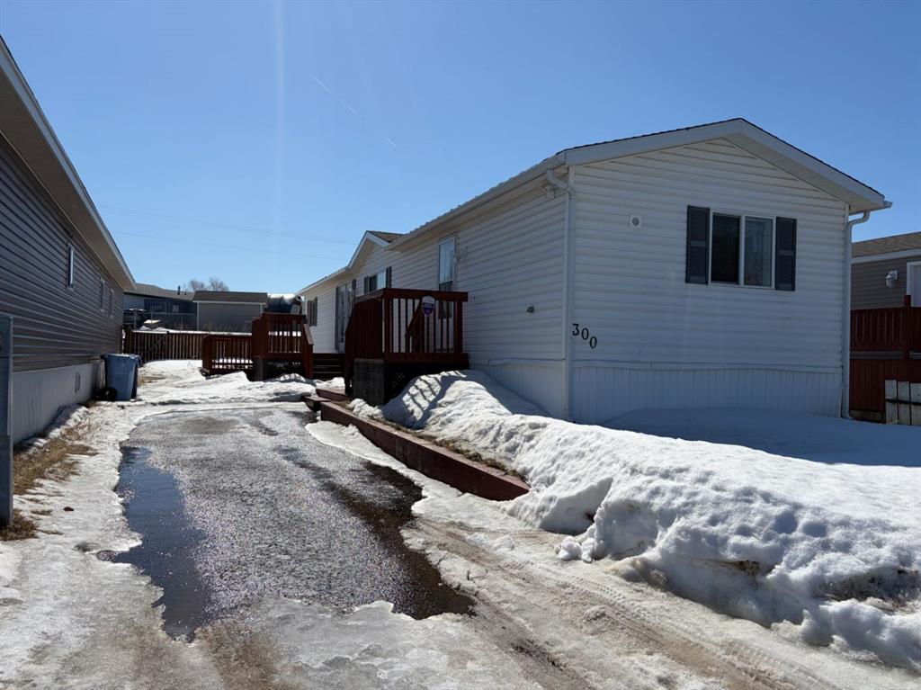 Picture of 300 Grandview Crescent , Fort McMurray Real Estate Listing