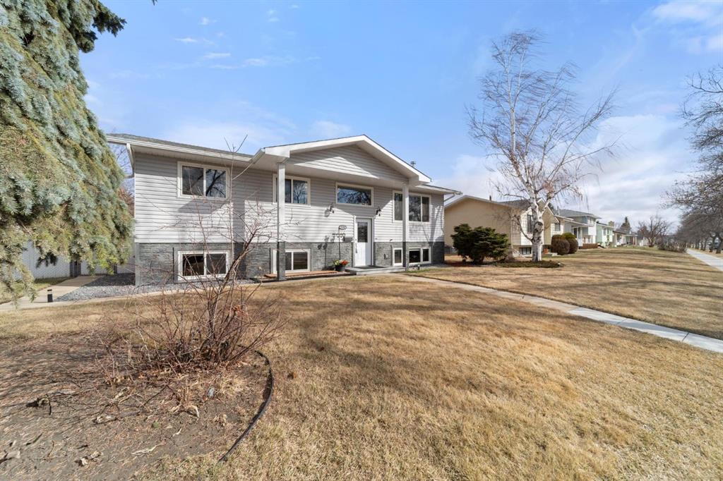 Picture of 5722 Marler Drive , Camrose Real Estate Listing
