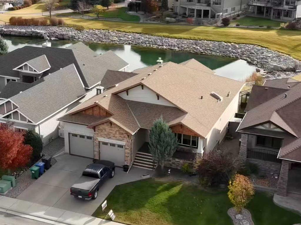 Picture of 534 Canyon Cove W, Lethbridge Real Estate Listing