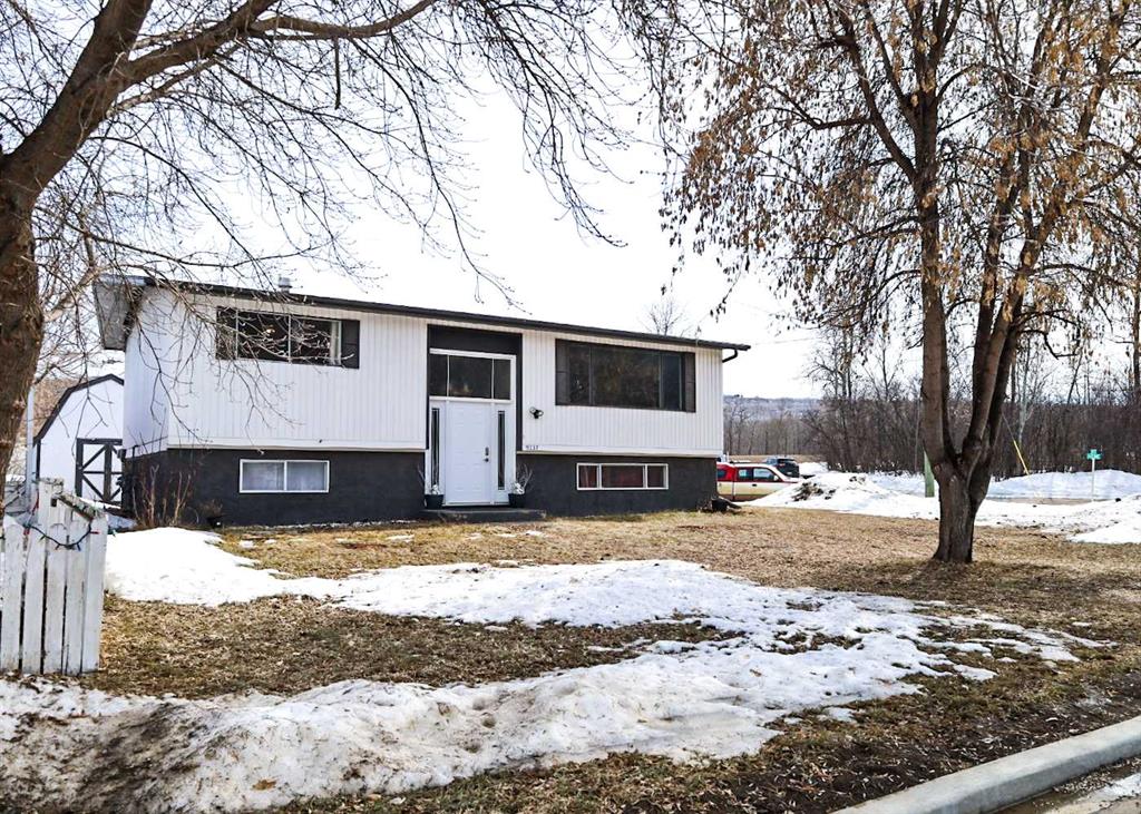 Picture of 11237 91 Street , Peace River Real Estate Listing