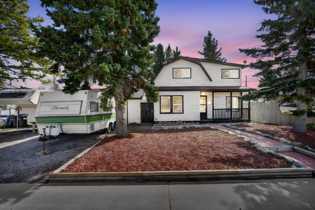 Picture of 1305 21 Street , Didsbury Real Estate Listing