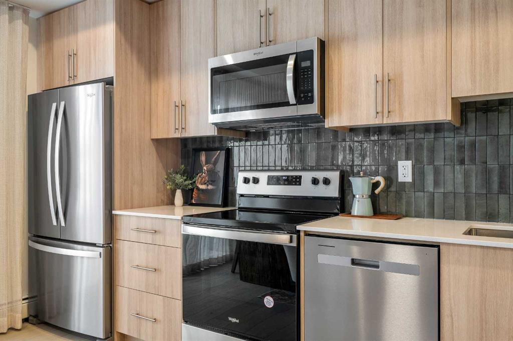 Picture of 2203, 9655 Bowfort Road NW, Calgary Real Estate Listing