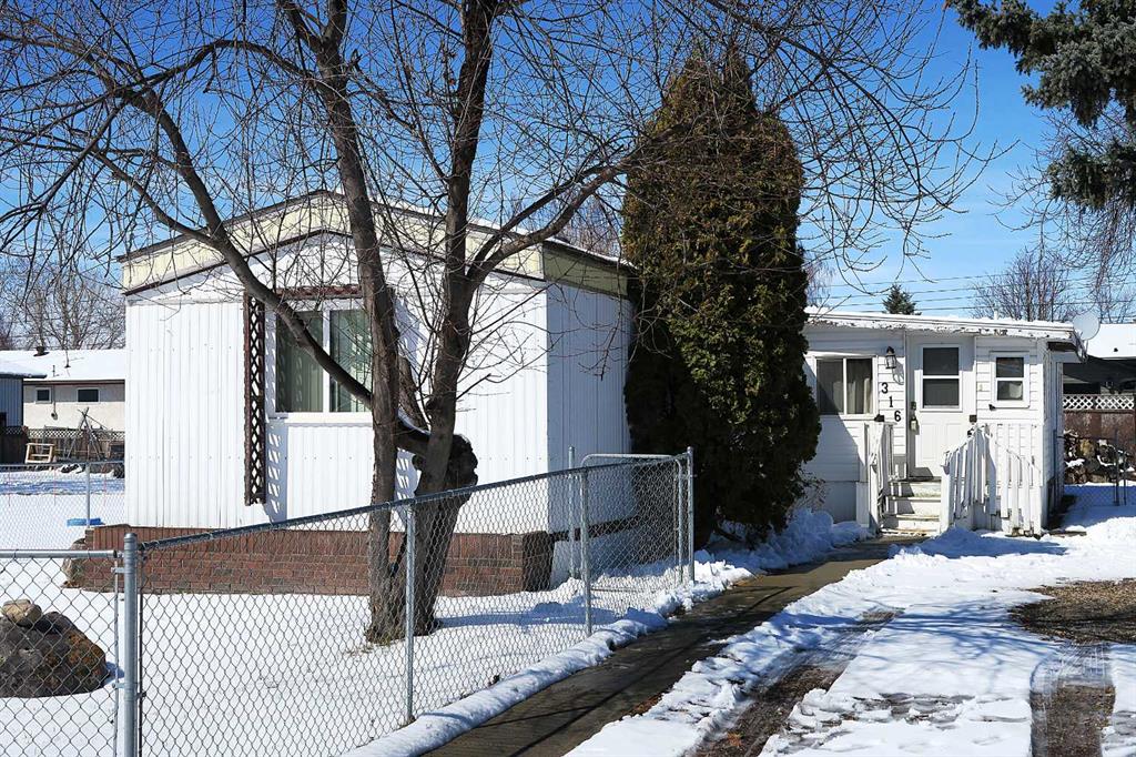 Picture of 316 3 Street N, Vulcan Real Estate Listing