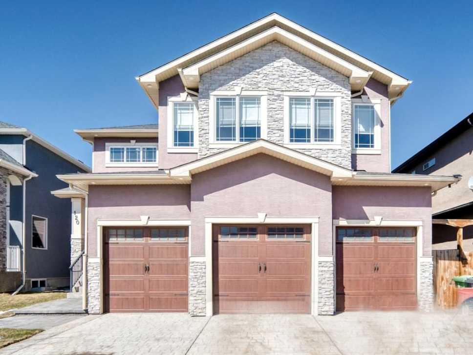 Picture of 120 KINNIBURGH Circle , Chestermere Real Estate Listing
